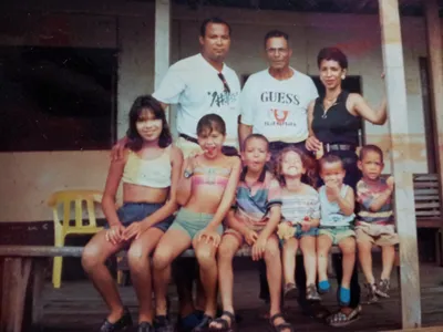 Historic photograph of the Gamboa family in Juanchaco